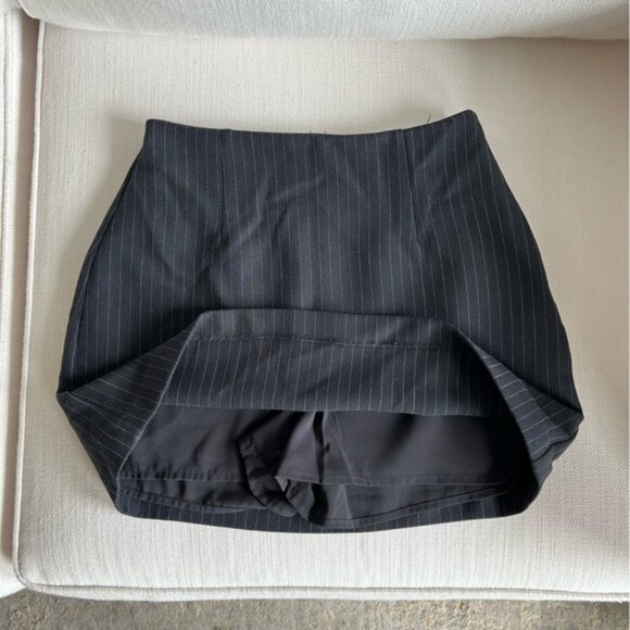 NEW XS A&F Scarlett Mini Skort Dark Grey Stripe Menswear - Picture 2 of 7